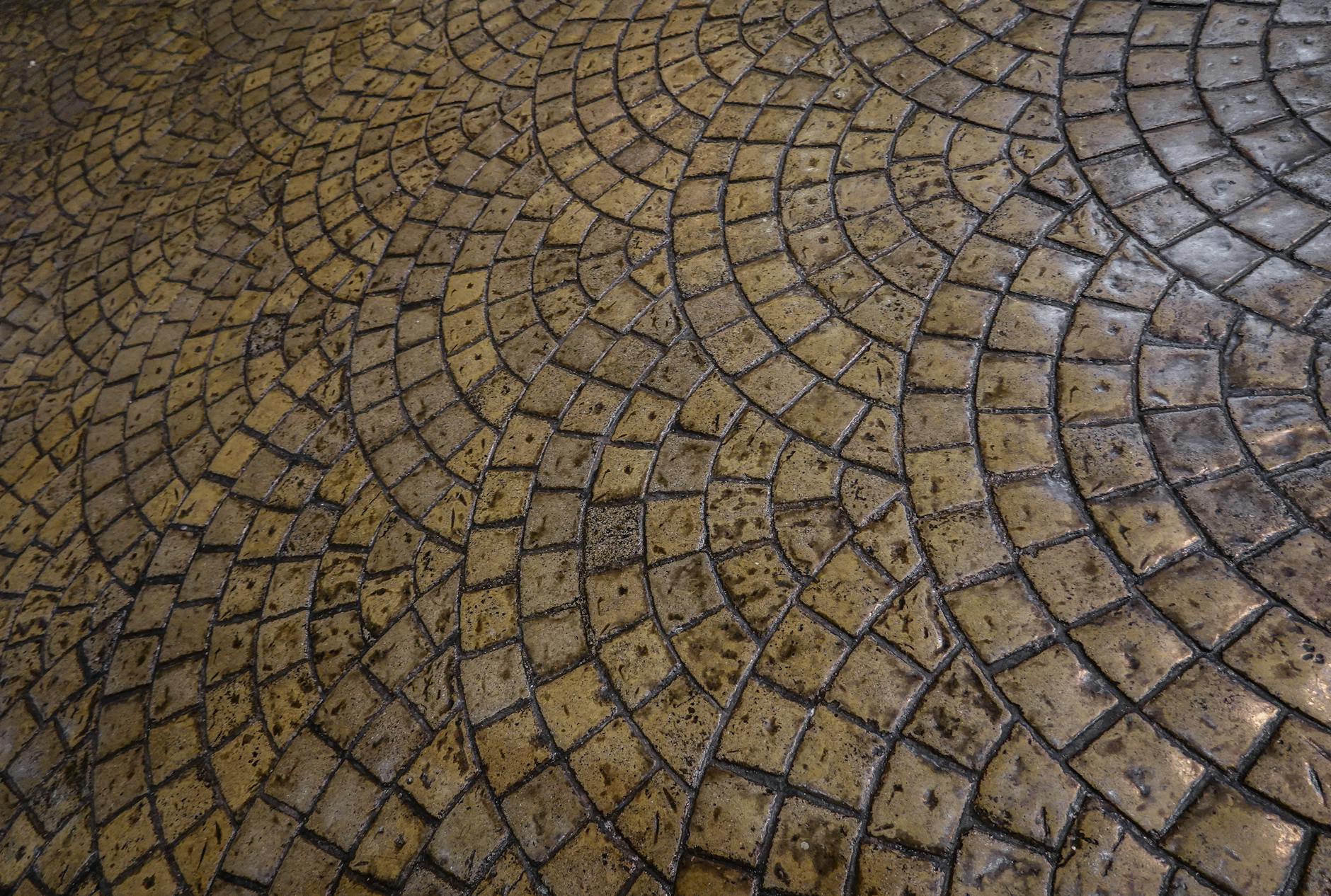 Stamped and decorative concrete driveway and patio